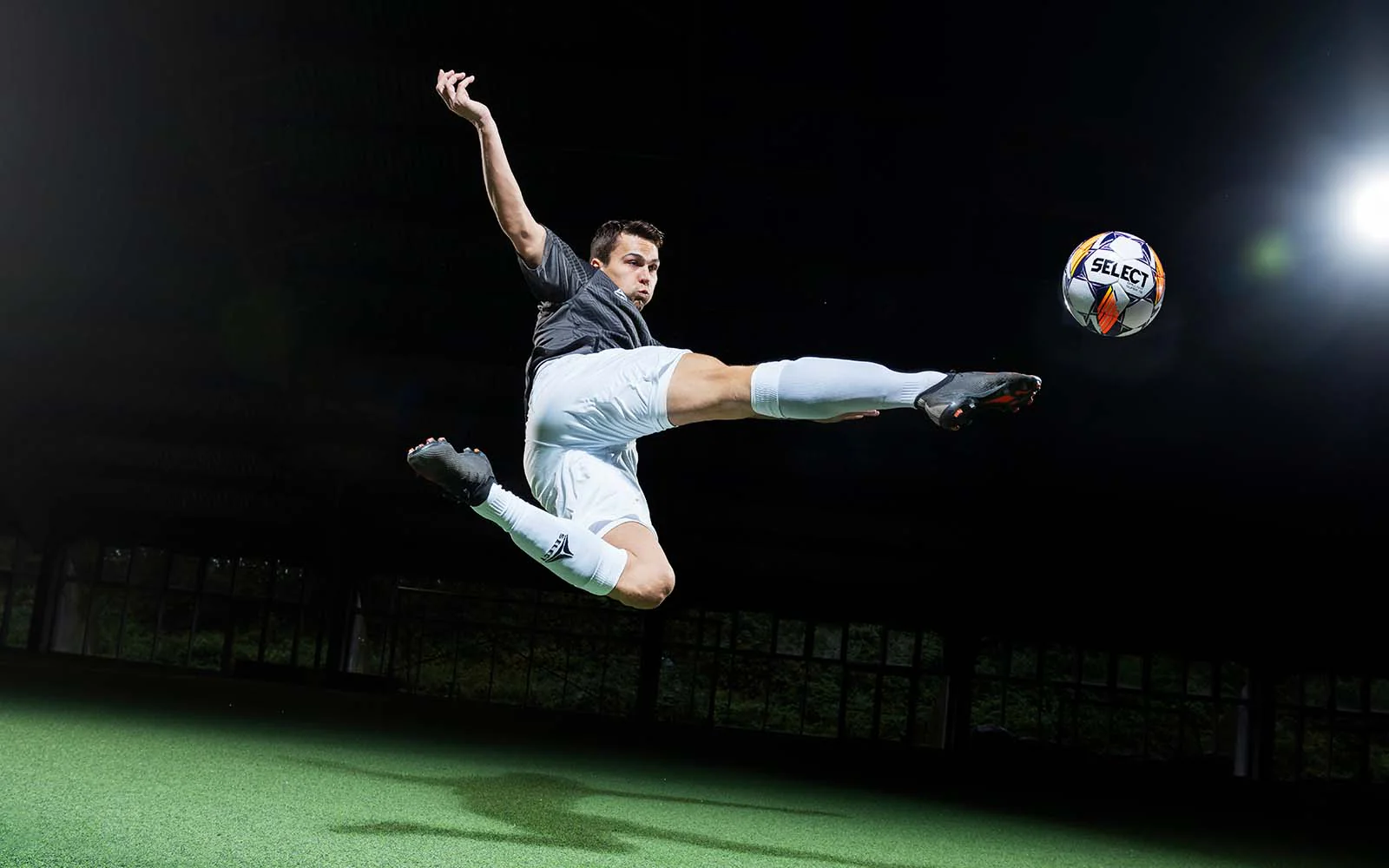 一位匿名运 一位匿名运